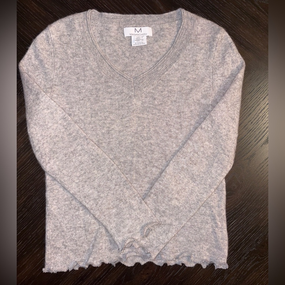 Magaschoni 100%‎ Cashmere Gray V-Neck Women's Sweater Small